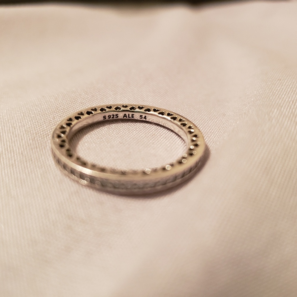 Pandora ring